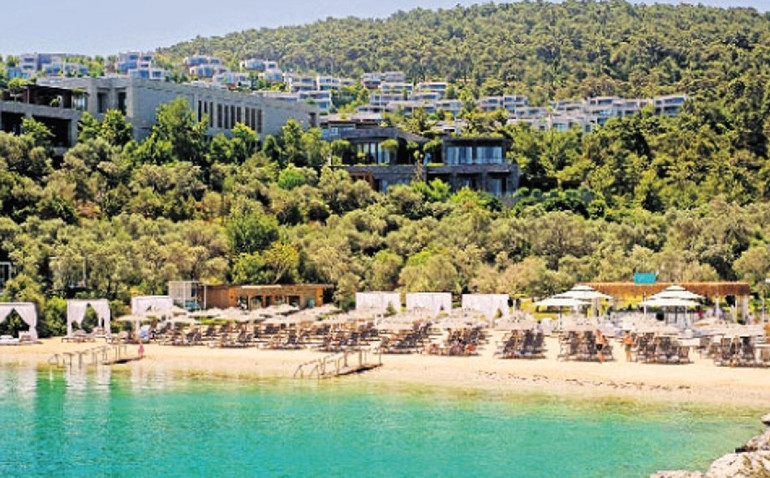 Aysun Kayacı 9 yıl sonra  tatil için  Türkiye’de