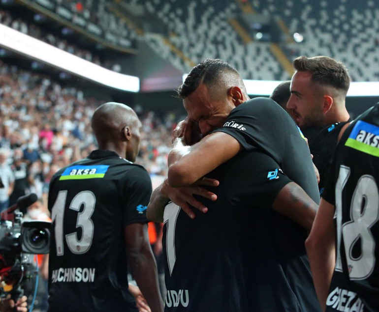 Beşiktaş - Çaykur Rizespor maçından sonra çok konuşuldu Yeteneği aynı seviyede değil...