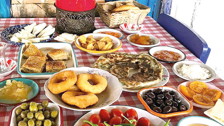 Pazar sabahı deyince...