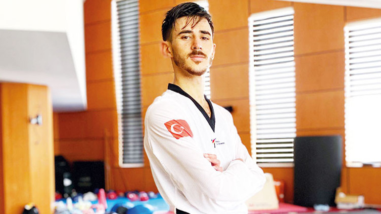 ‘Başarabilirsiniz, yeter ki başınızı kaldırıp ileri bakın’