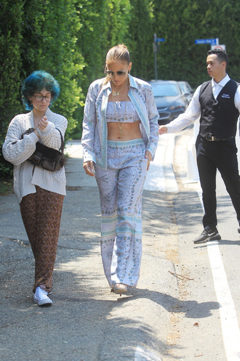 Jennifer Lopezin kızı Emme:Tarzı annesinden çok farklı