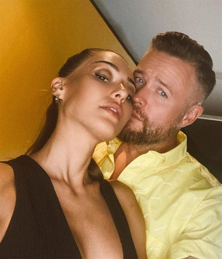 Dilan Çiçek Denizden İzlandalı sevgilisi Thor Saevarsson ile aşk pozları