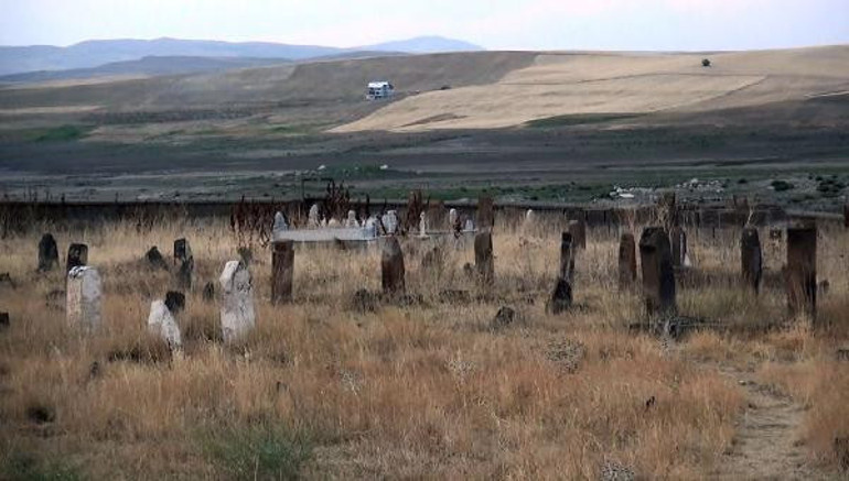 Kuraklık Büyük Menderesi de vurdu Binlerce balık öldü