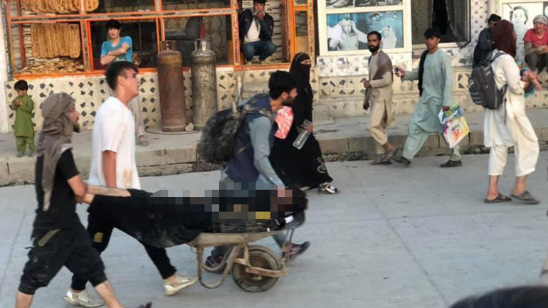 Son dakika... Kabil Havalimanı bölgesinde patlamalar Ölü sayısı 72ye yükseldi... Aralarında Amerikan askerleri de var