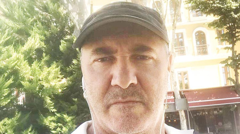 Mekânda müşterilere servis yapıyorlardı, şimdi o müşterilerin evlerine yemek taşıyorlar