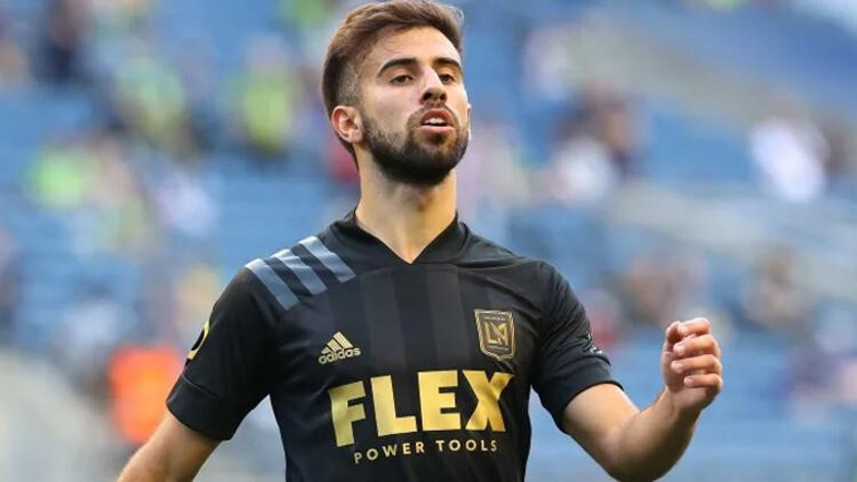 Son Dakika: Fenerbahçe, Diego Rosside mutlu sona ulaştı Transfer resmen açıklandı, İstanbula geliyor