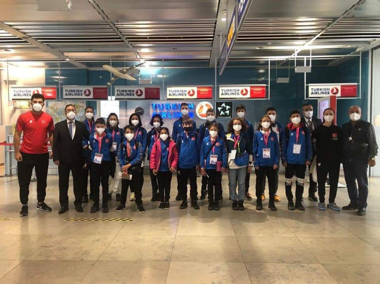 3’ü altın 10 madalyayla döndüler