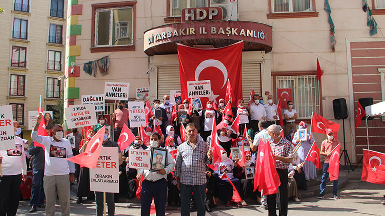 Diyarbakırda evlat nöbeti 3üncü yılında