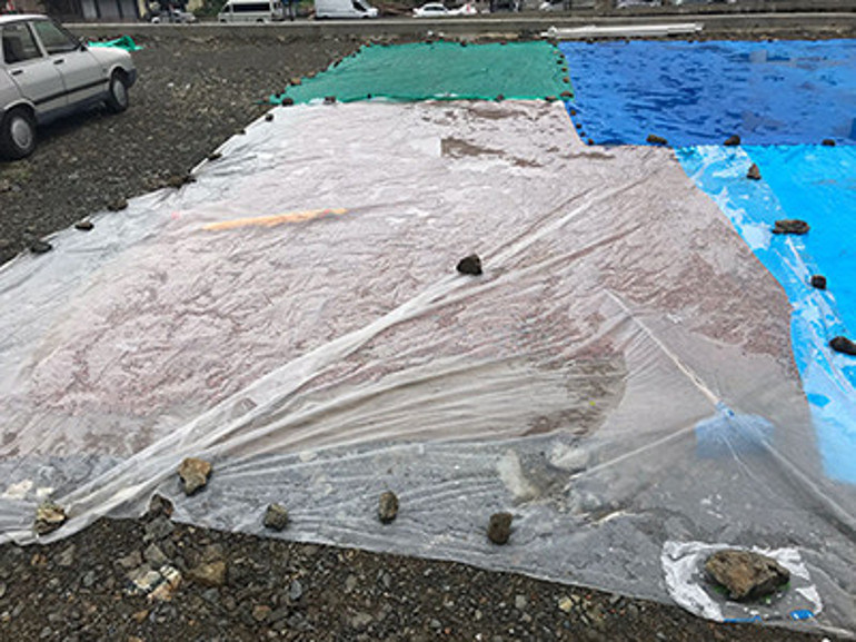 Yağlıderede üreticiler fındıklarını kurutabilmek için güneş duası yaptı