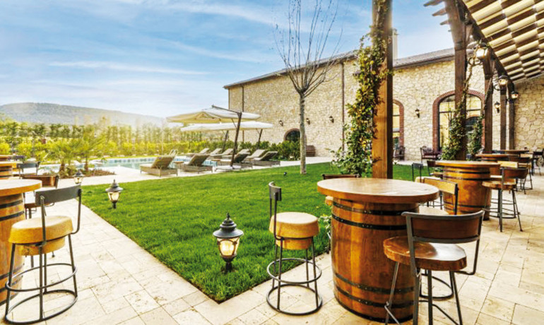 Yaz daha bitmedi, yakın bir yerlerde devam ediyor...