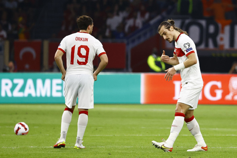 Son Dakika: Şenol Güneşin Yalvardılar sözünün ardından... Nihat Özdemir: Arkadaşlar vallahi bıktım