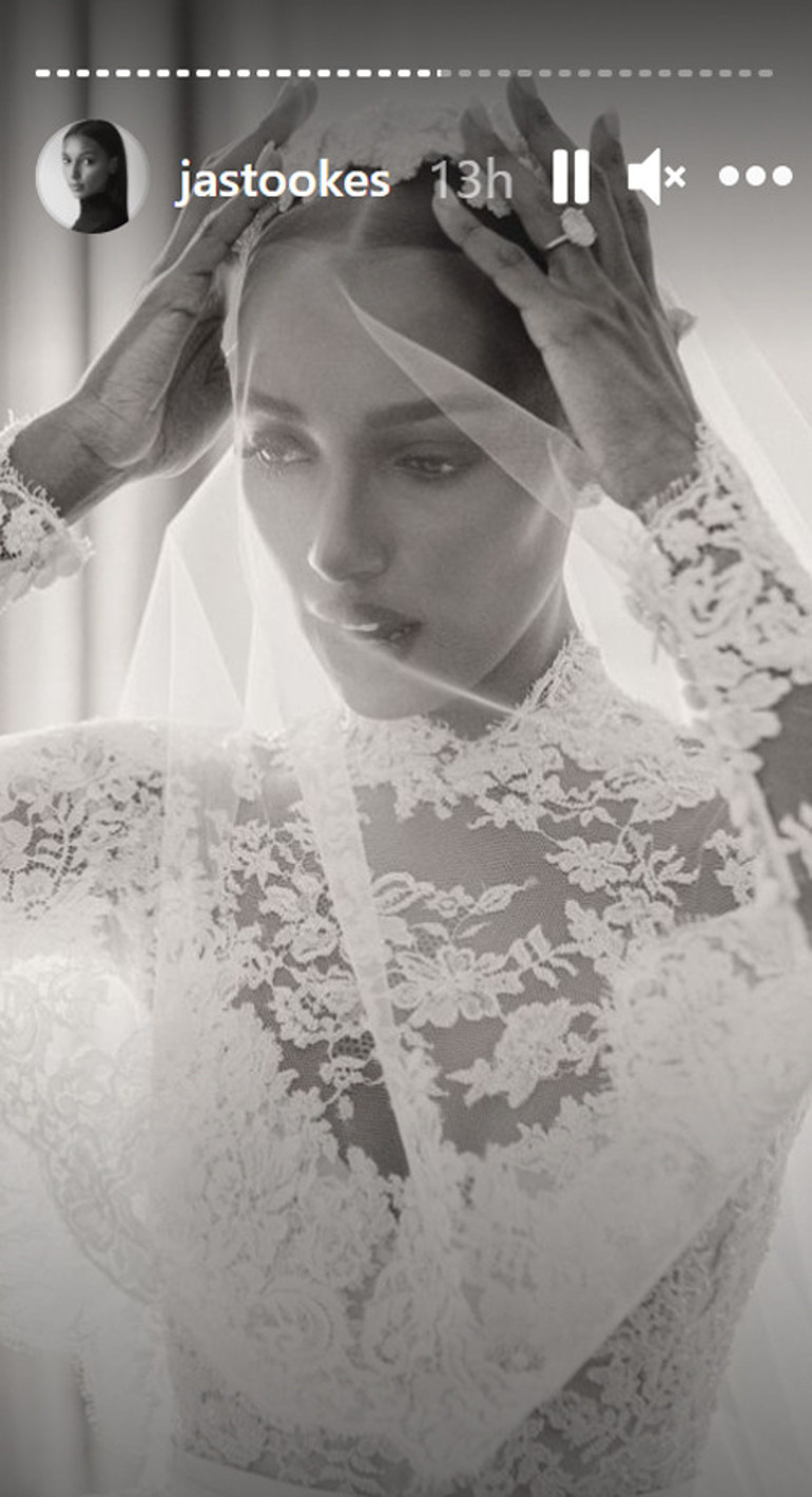 Top model Jasmine Tookes ile Snapchatin yöneticilerinden Juan David Borrero peri masalı gibi bir düğünle evlendi: Düğün damadın memleketinde