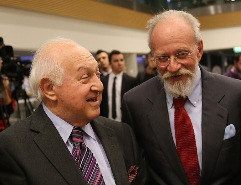 Son Dakika: Galatasaray eski başkanı Duygun Yarsuvat hayatını kaybetti