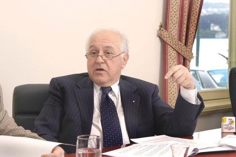 Son Dakika: Galatasaray eski başkanı Duygun Yarsuvat hayatını kaybetti