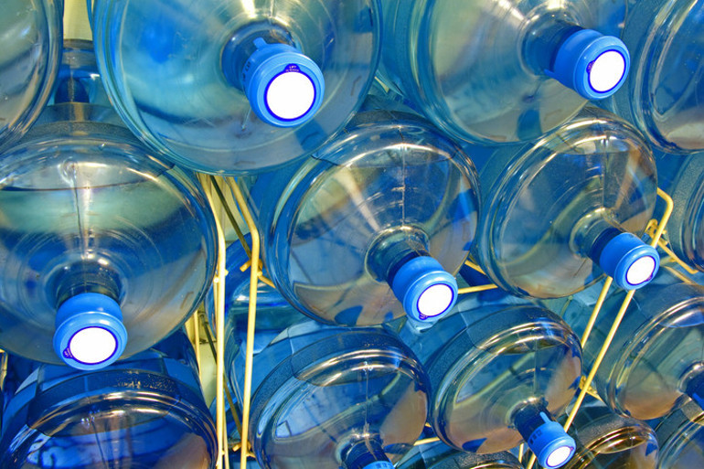 Damacana suların içinden neler çıkıyor neler... Peki biz ne içiyoruz