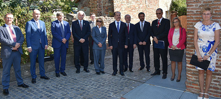 Yunus Emre’nin ismi Macaristan’da bir meydana verildi