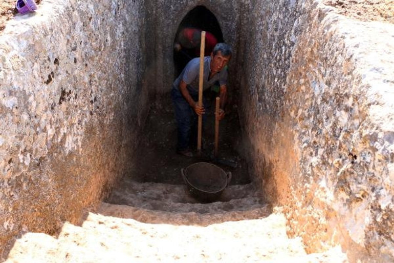 Adıyamanda Roma dönemine ait 60 aile mezarlığı bulundu