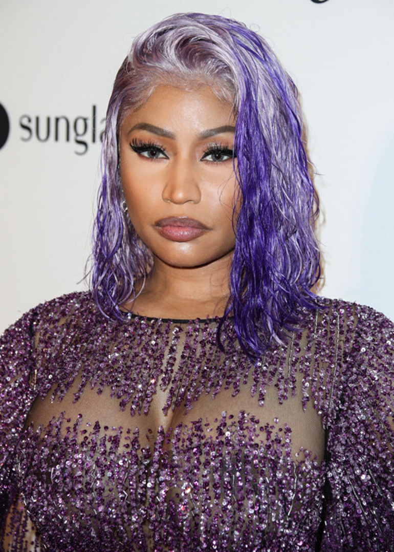 Ünlü şarkıcı Nicki Minajın aşı paylaşımı olay oldu