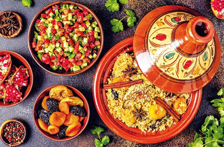 Envai çeşit baharatı, tajin’i, kuskusu ve böreğiyle... Fas mutfağı