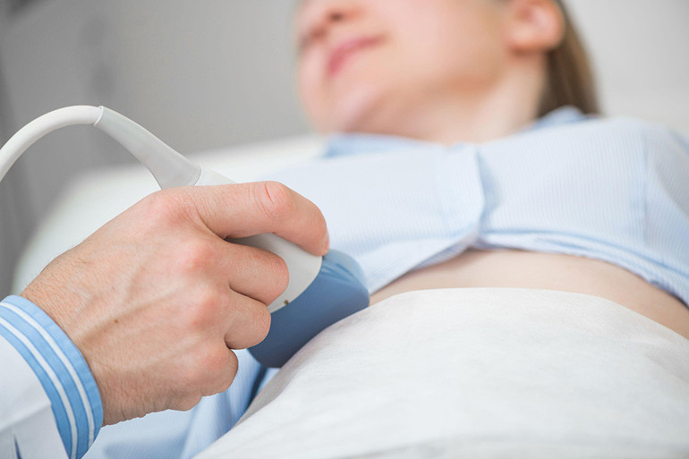 Böylesi gerçekten görülmedi 10 yıllık jinekoloğu biyolojik babası çıktı