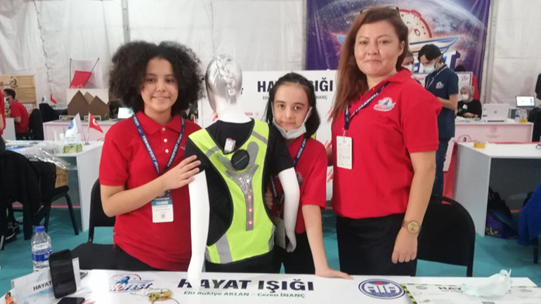 İşte genç mucitler... TEKNOFEST İstanbulda onlarcası var