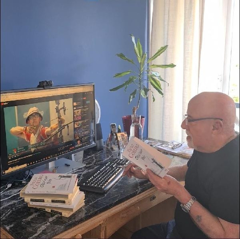 Paulo Coelho, Okçunun Yolunu Mete Gazoza adadı