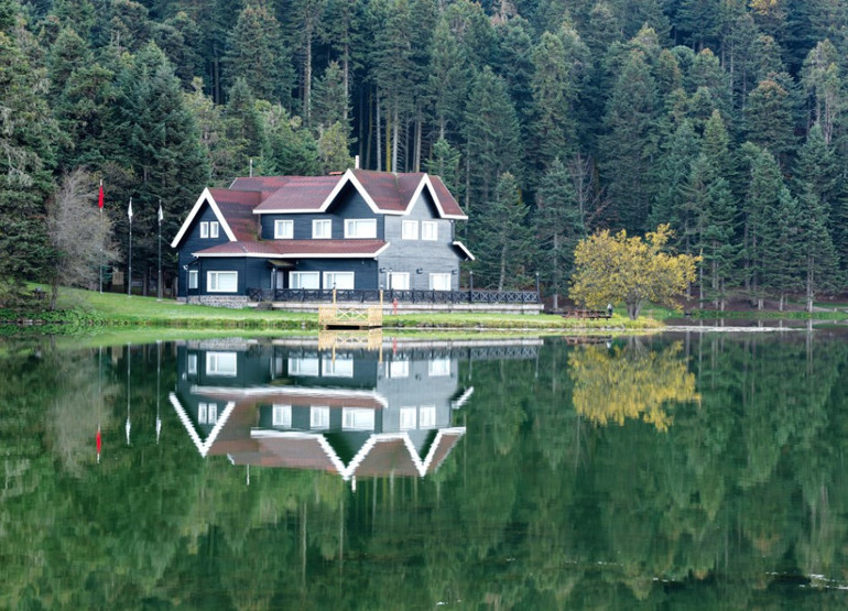 Büyük şehirlerin yanı başındaki en güzel 10 kamp alanı