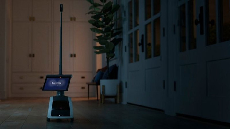 Amazon ev robotu Astroyu tanıttı