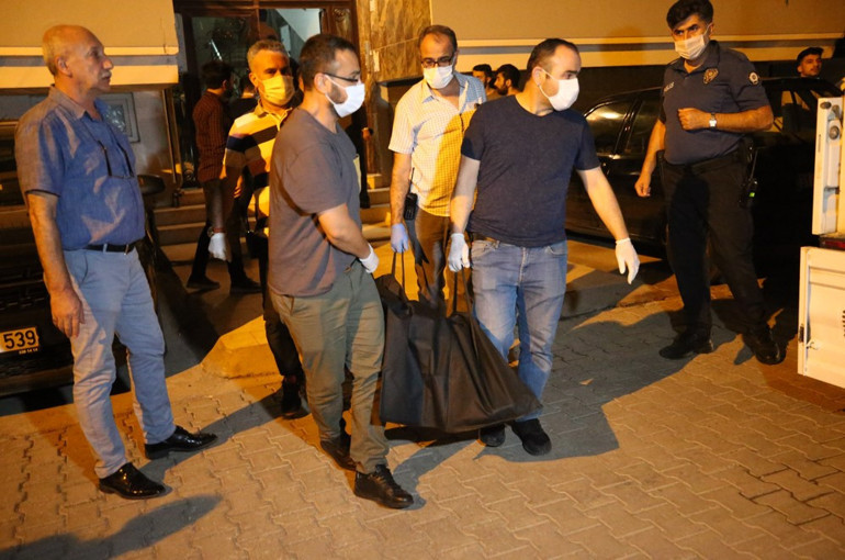 Son dakika haberi: Korkunç olay Anne ve 2 çocuğu evde ölü bulundu