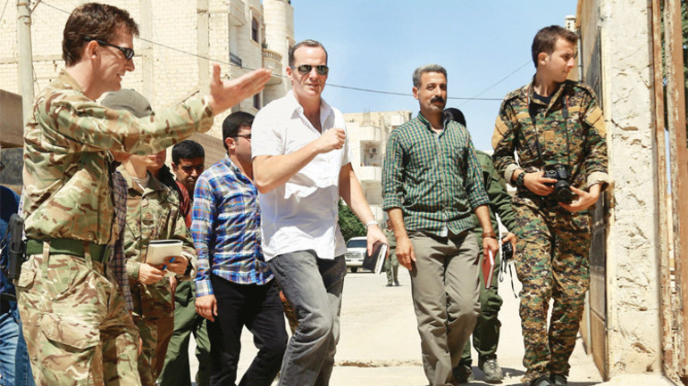 Kim bu McGurk Irak’ı böldü, YPG için DEAŞ’ı yarattı