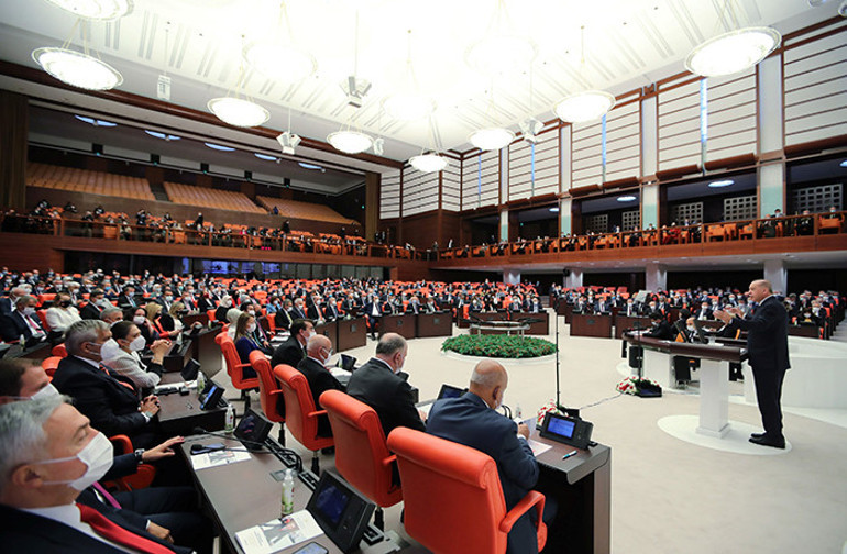 Son dakika... TBMM’de yeni yasama yılı başladı... Cumhurbaşkanı Erdoğan: Meclisin ışıkları yanıyorsa bu ülkenin sırtı yere gelmez