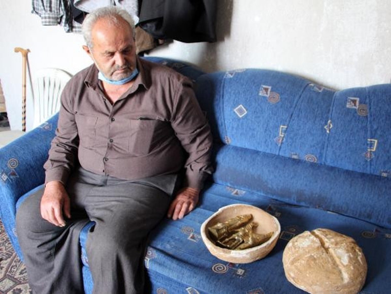 Dolandırıcılara 90 bin lira kaptırınca... 50 yıllık eşi 3 yıldır konuşmuyor