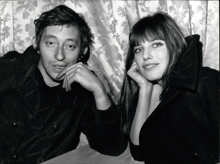 Charlotte Gainsbourgun örnek aldığı annesi Jane Birkin: Kocama güzel görünmek için yastığımın altına göz kalemi koyup yatıyordum