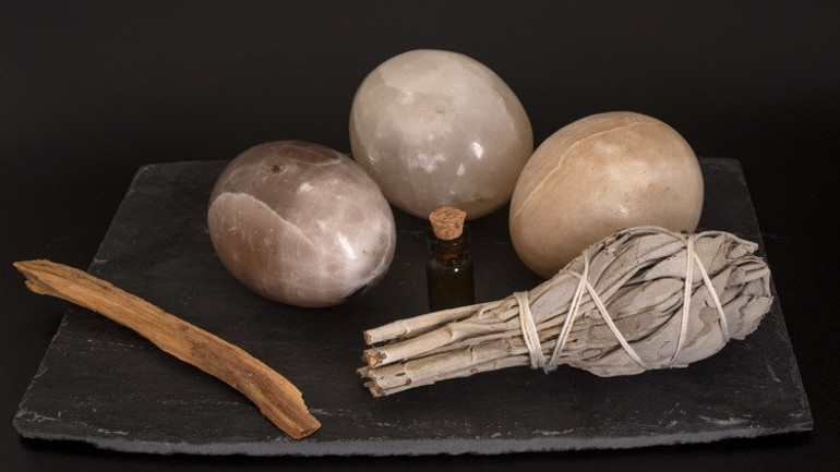 Yoni Egg Nedir, Ne İşe Yarar, Nasıl Kullanılır İşte Yoni Eggin Şaşırtıcı Kullanımı