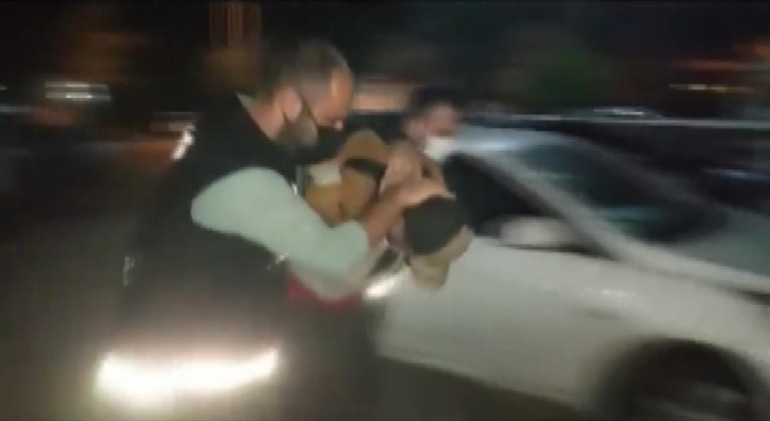 Evinde uyuyan sevgilisine dehşeti yaşatmıştı... Kıskıvrak yakalandı