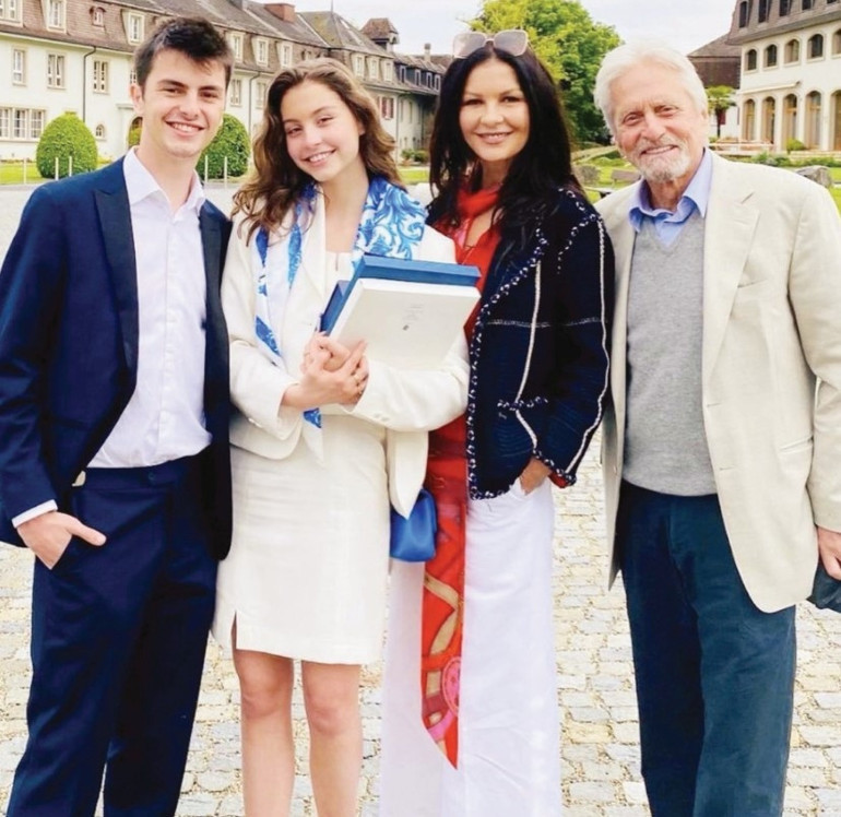 Catherine Zeta-Jones: Pandemiyi atlatan çiftler her şeyin üstesinden gelir