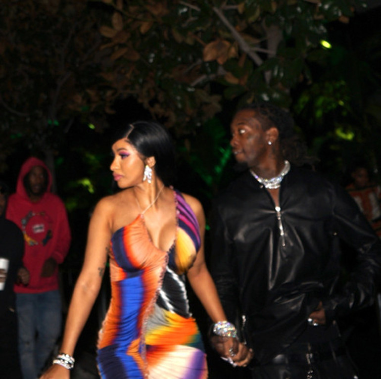 Cardi B. yeni yaşını böyle karşıladı: Ünlü konuklar akın akın onu kutlamaya gitti