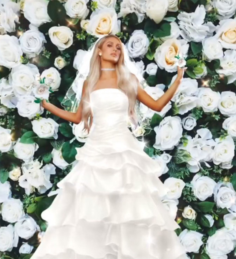 Düğün tarihi gizli, bir haftadır bekarlığa veda ediyor: Paris Hilton, dördüncü nişanlısıyla evlenmek için gün sayıyor