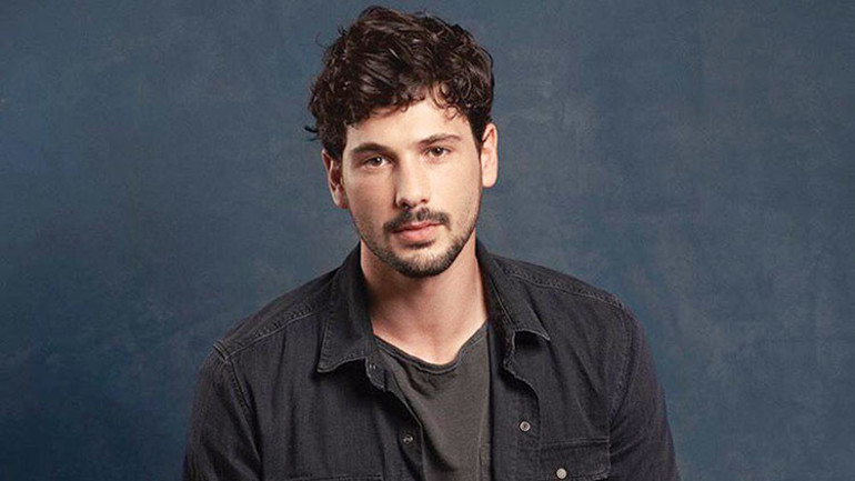 Naz Çağla Irmak: Aşk, Juliet gibi beni de olgunlaştırıyor - Deniz Can Aktaş: Âşık olurken Romeo’ya benziyor olabilirim