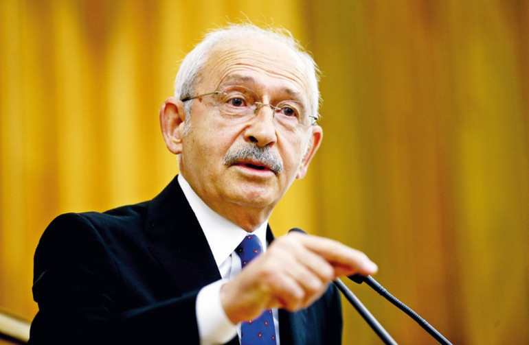 İktidarın da işi zor muhalefetin de