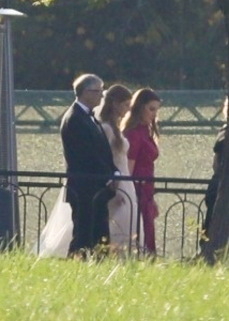 Bill Gates ve Melinda Gatesin kızı Jennifera düğünden önce imam nikahı kıyıldı