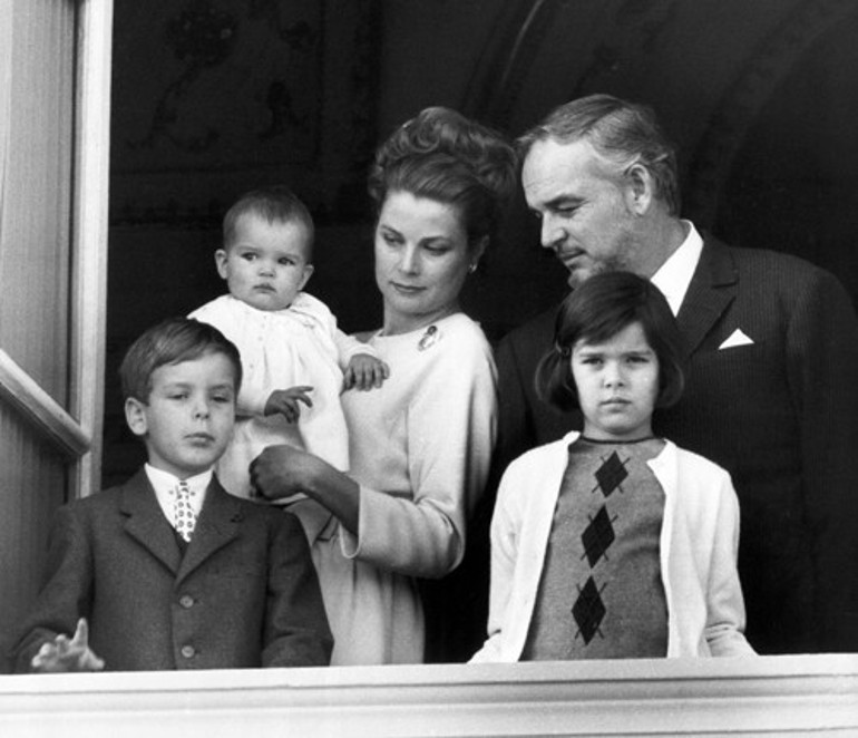 Saraya gelin getirmek için şeytani bir plan yapmışlar: Grace Kelly belki de bir masal prensesi değildi