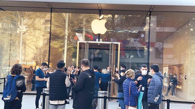 ‘Cadde’de Apple heyecanı