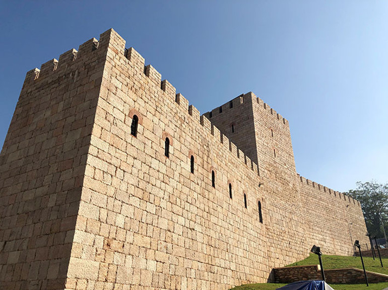 Zindankapı sanata açıldı