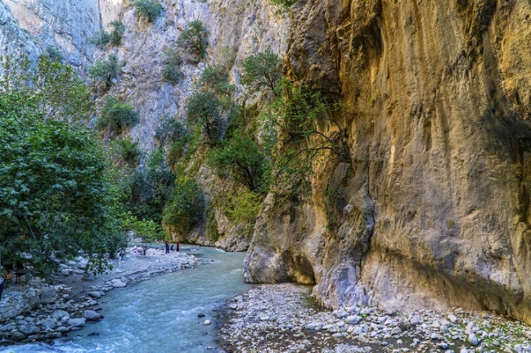 Türkiye’nin doğa harikası kanyonları… 7 şehirden sonbaharın yakıştığı en güzel 10 kanyon