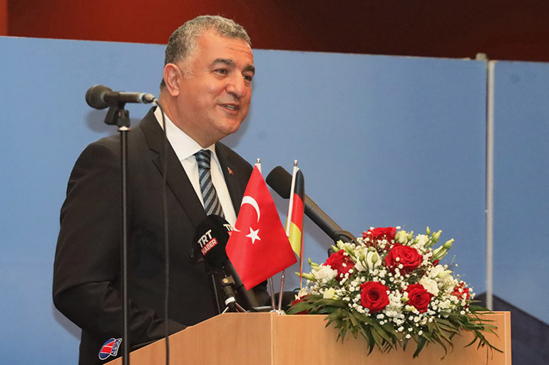 ‘Berlin’i uyum köprüsü yaptınız’