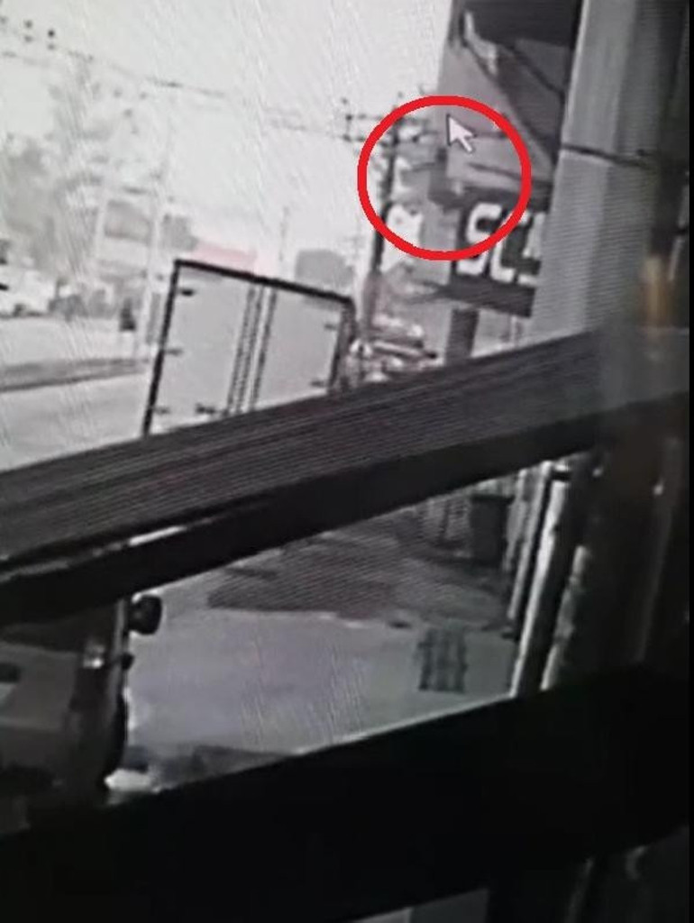 Bursada feci olay Çamaşır asarken aşağı düştü