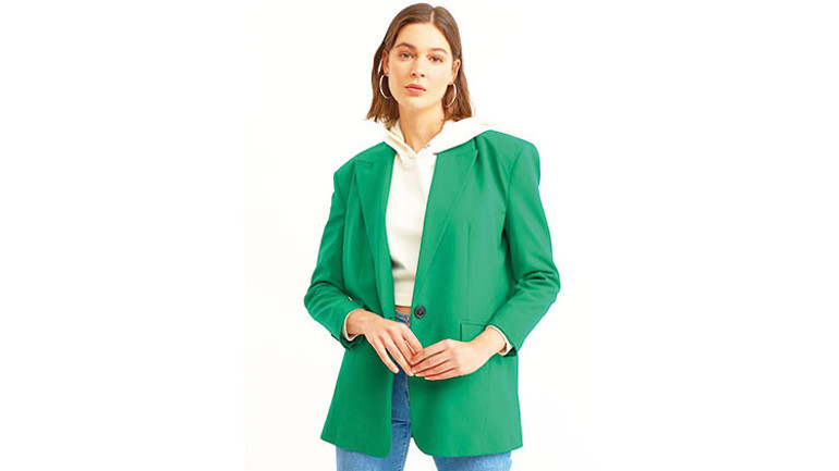 Mutluluğu giyinip kuşandık