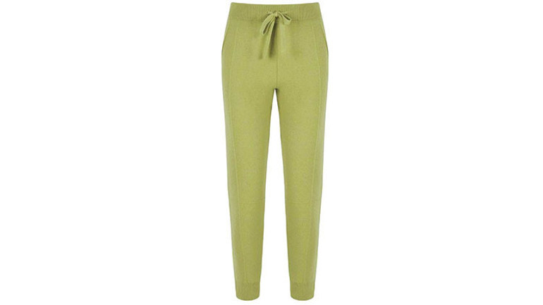 Mutluluğu giyinip kuşandık