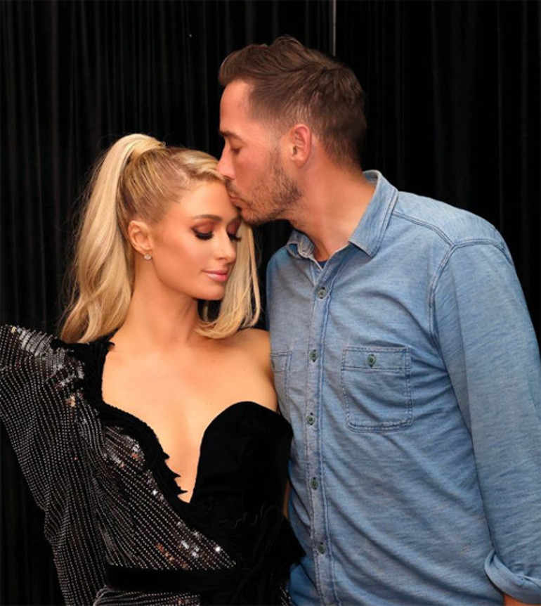 Paris Hilton evleniyor: Ama hala nikahta giyecek bir gelinliği yok
